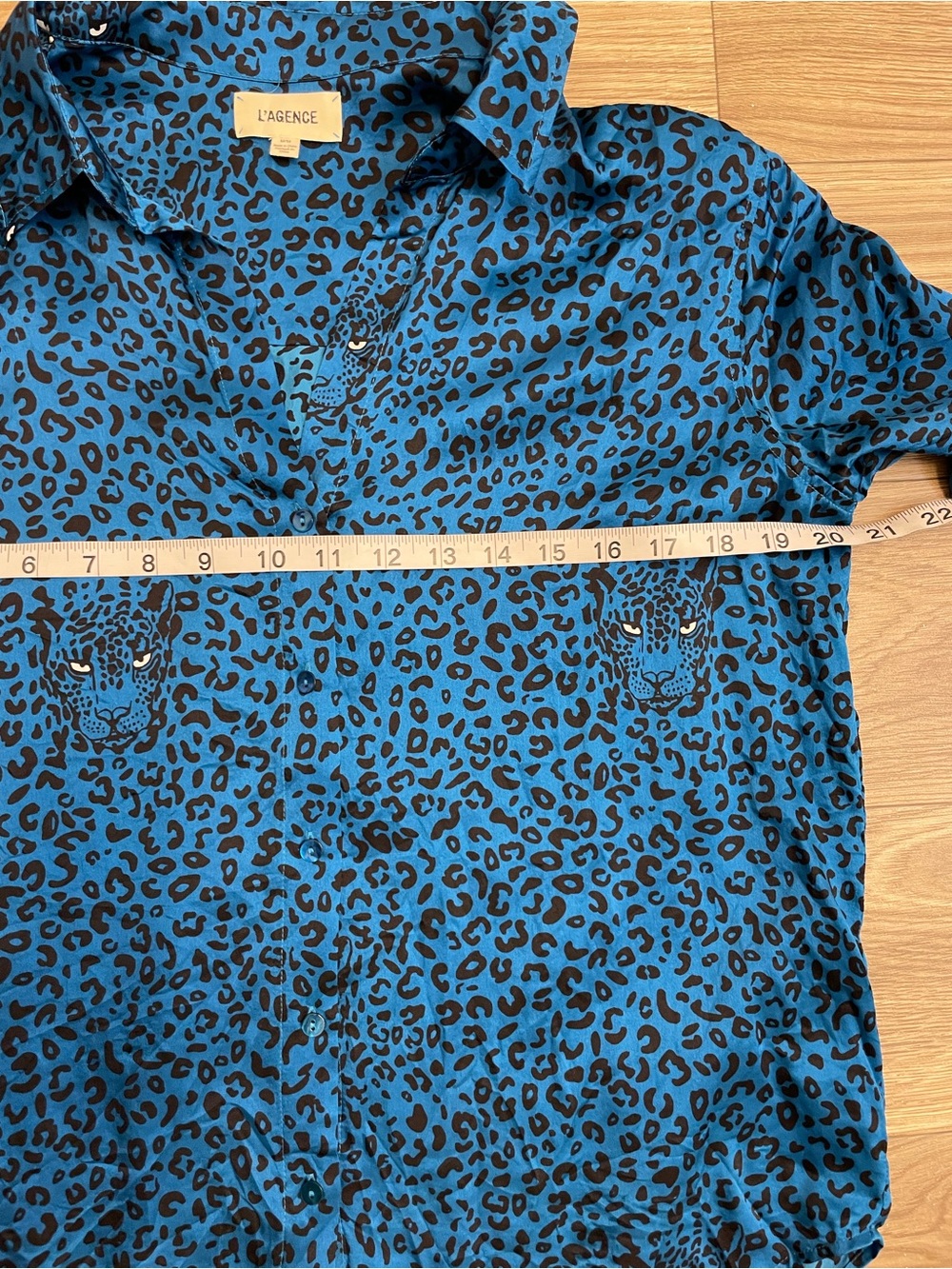 L’Agence 100% Silk Tyler Blue Leopard Print Button Front Blouse - Picture 7 of 11